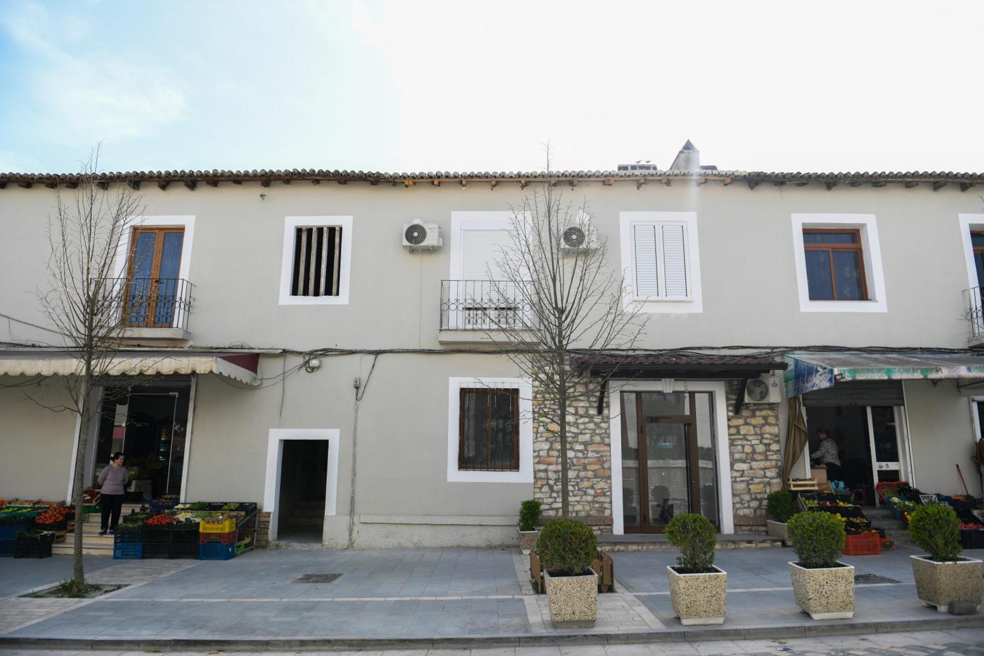 Guest House Cela City Centre Berat Exterior photo